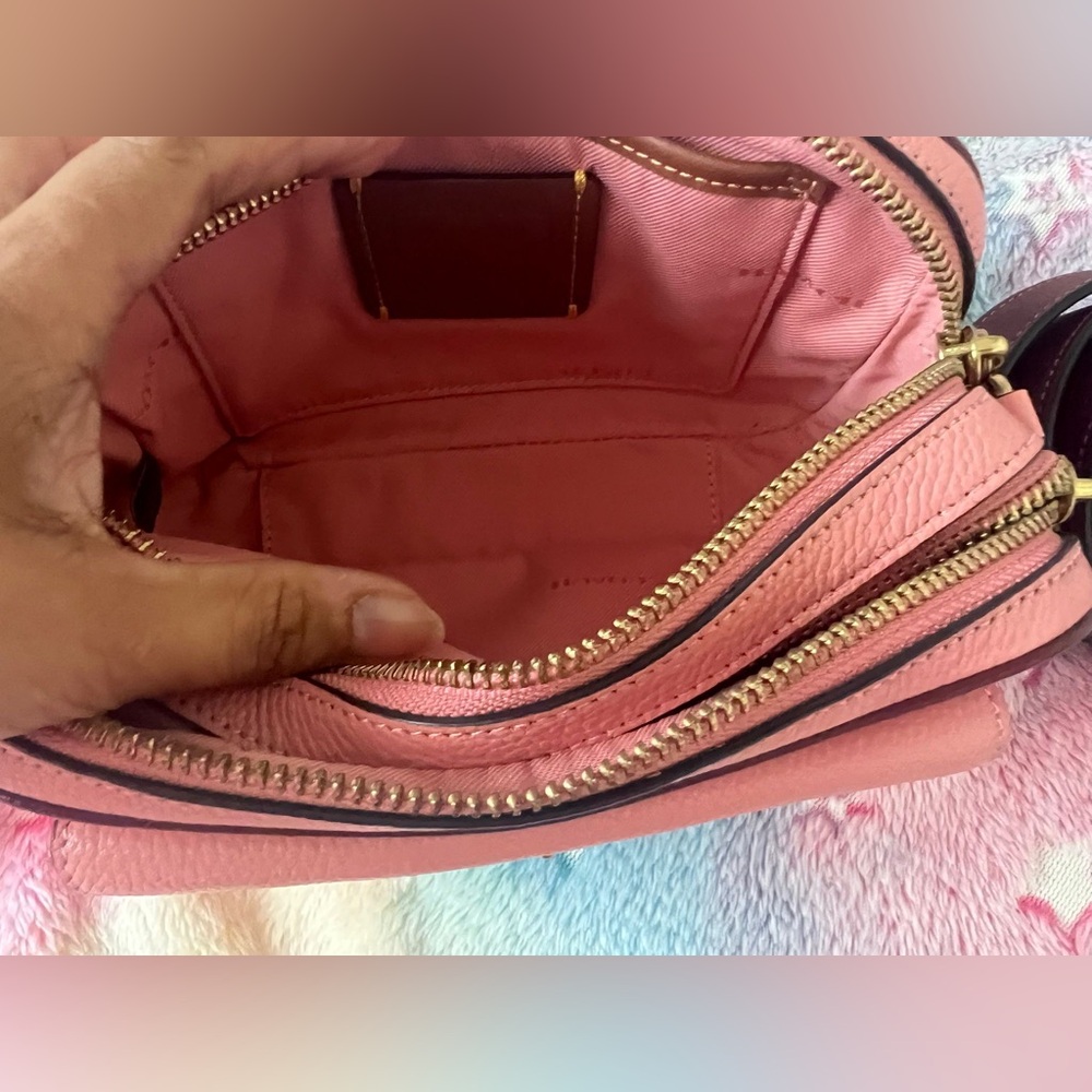 Coach Spring Pink Powder Camera Bag Pouch Swing  Zip Crossbody Burgundy purse - Picture 8 of 9